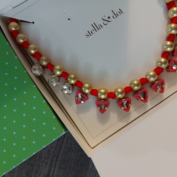 Necklace - Picture 11 of 11